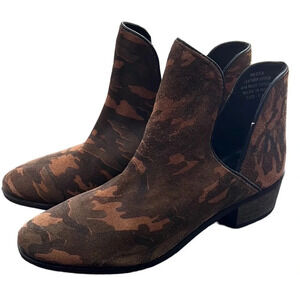 Coconuts by Matisse New Becca Leather Camouflage Ankle Bootie 6.5
